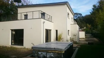Construction à MARTIGNAS-SUR-JALLE